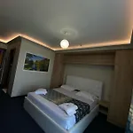Hotel Pogradeci 2