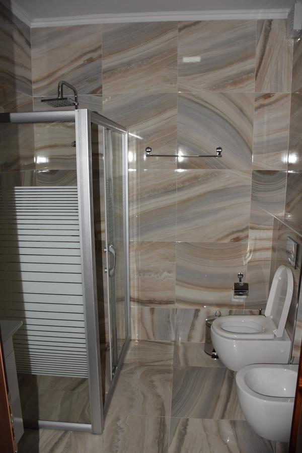 Hotell Pogradeci 2